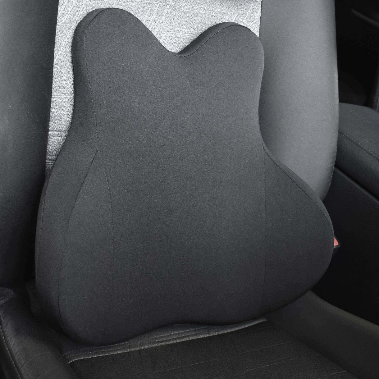 GFX Relaxing Back Cushion - Black - TurboCars